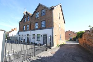 Photo 16- click for photo gallery